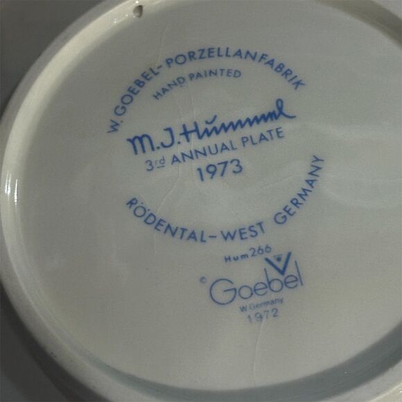 Vintage 1973 M.‎ J. Hummel Annual Plate Goebel Original Box Germany - Picture 6 of 7